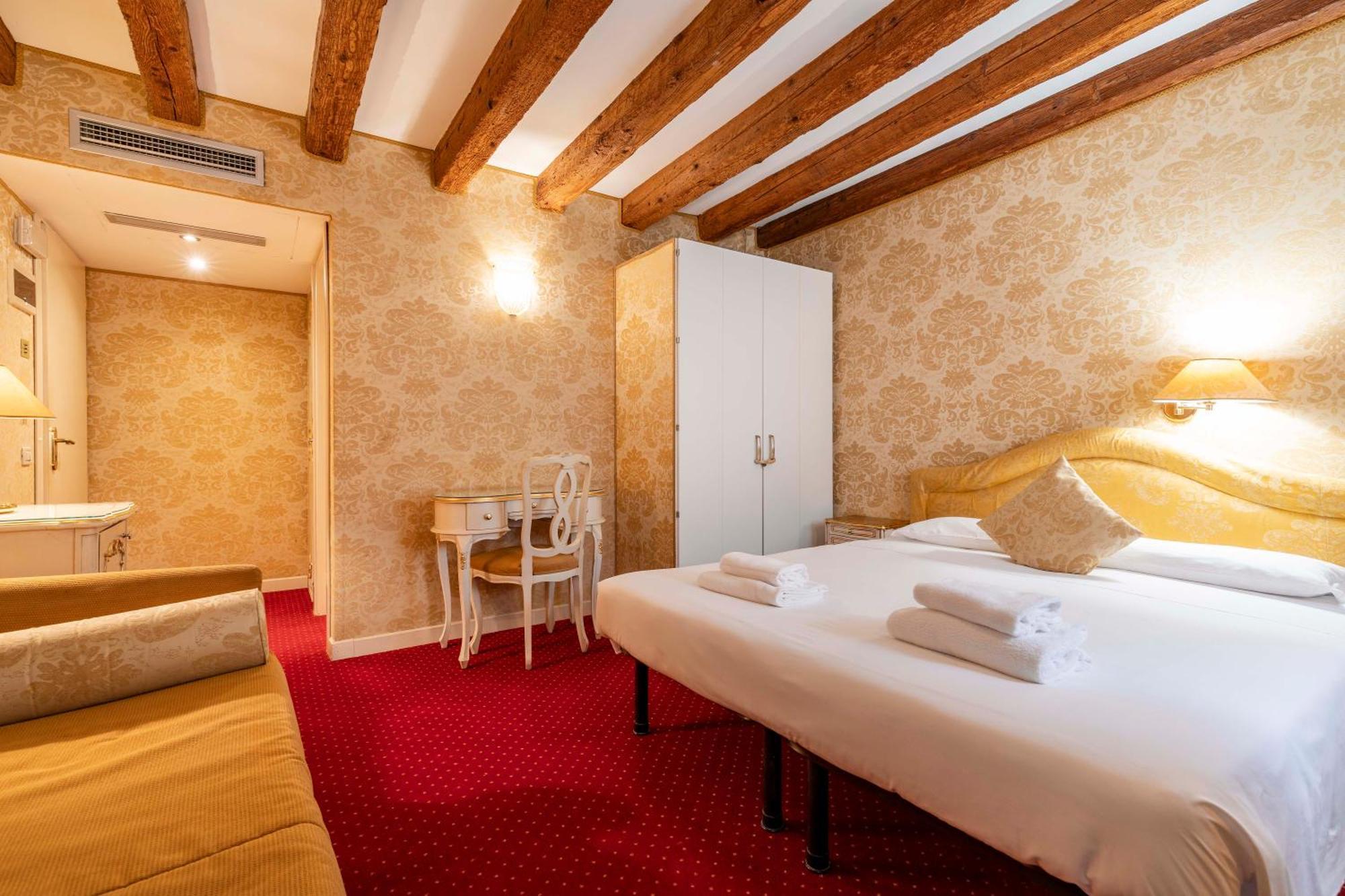 Residence Ca' Di Malta Arsenale By Wonderful Italy Венеция Экстерьер фото